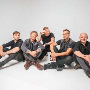 Fooniks-300x300-1 Fööniks
