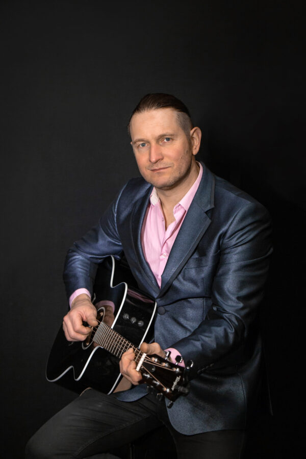 Fredy Tomingas & The Riff